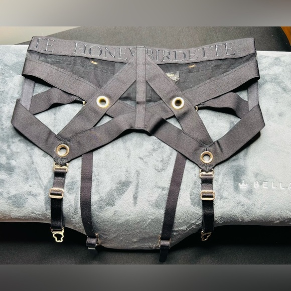 Honey Birdette 3 Piece Set - Picture 14 of 15